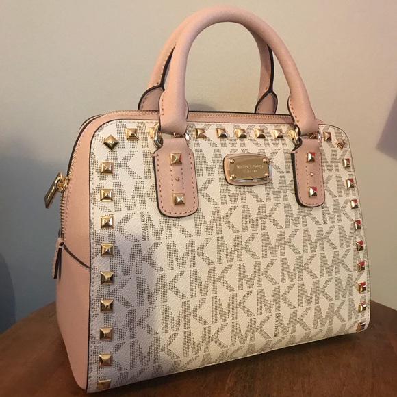 Michael Kors Handbags - ❌FINAL PRICE❌🎀NEW🎀MK Sandrine Satchel